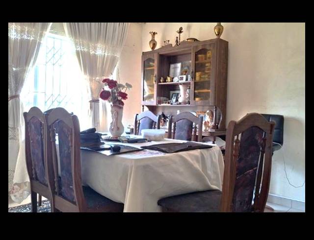 6 BEDROOM HOUSE FOR SALE IN MEREBANK EAST